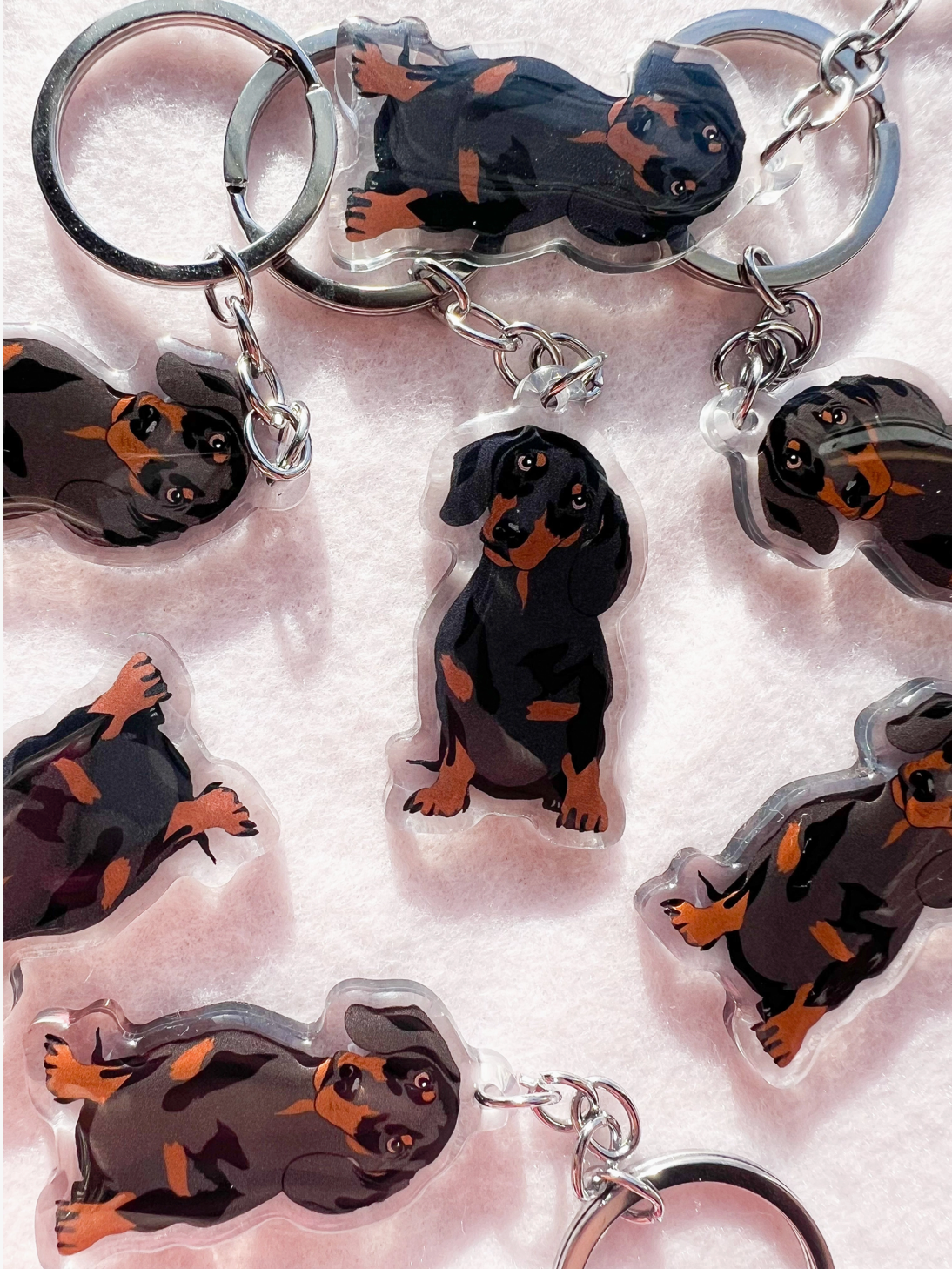 Dachshund (Black and Brown) Keychain